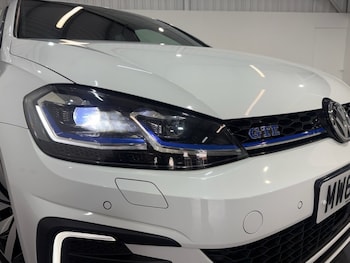 Used Volkswagen Golf 2018 for sale - 79482017: Photo