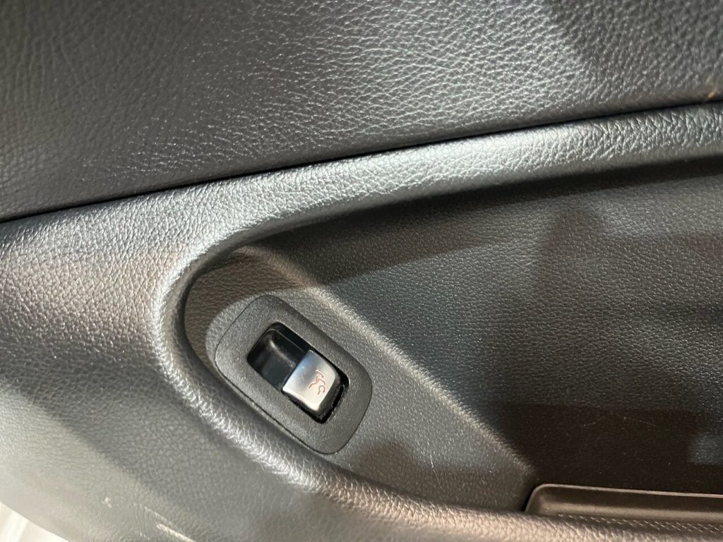 Used Mercedes-Benz C Class 2016 for sale - 76163368: Photo 23