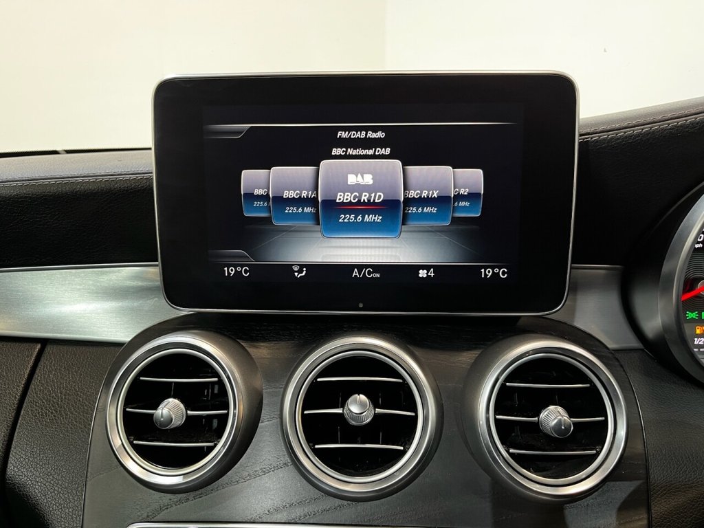 Used Mercedes-Benz C Class 2016 for sale - 76163368: Photo 34