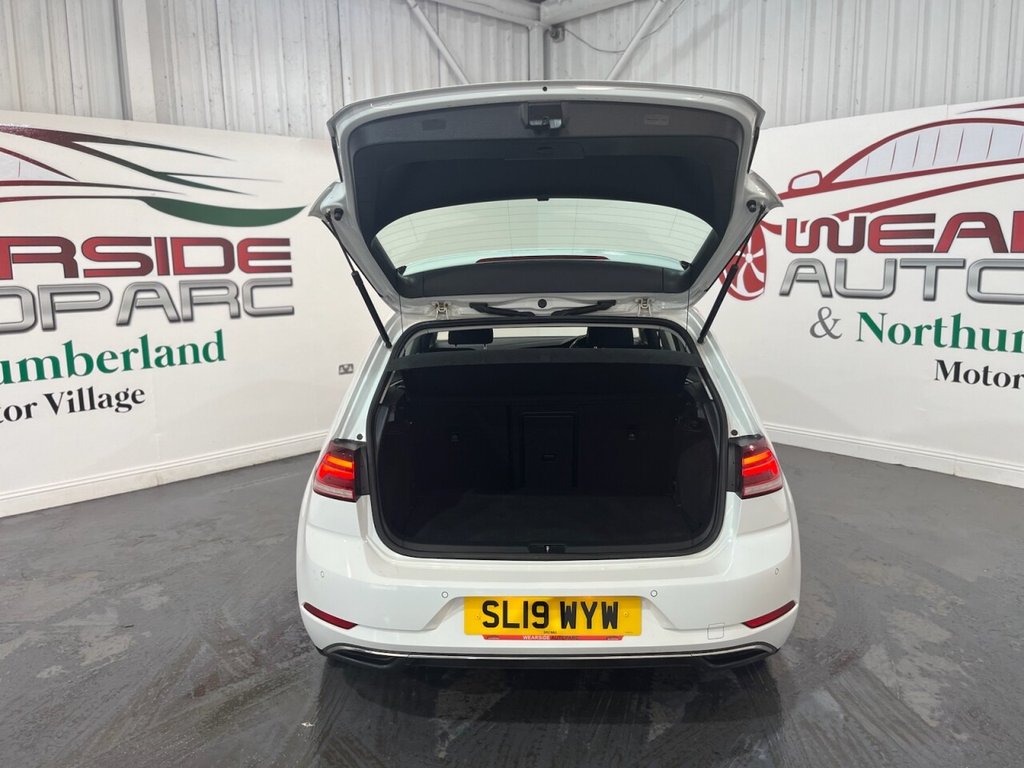 Used Volkswagen Golf 2019 for sale - 76163376: Photo 40