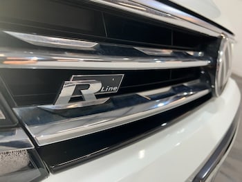 Used Volkswagen Tiguan 2019 for sale - 76901159: Photo