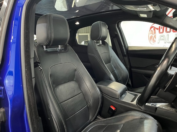 Used Jaguar E-Pace 2018 for sale - 76172980: Photo 40