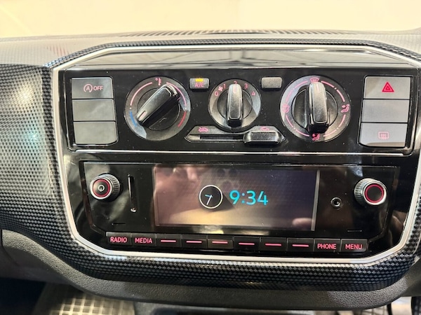 Used Volkswagen up! 2018 for sale - 74783785: Photo 12