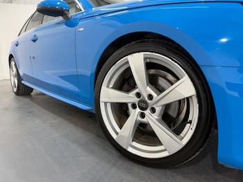 Used Audi A4 Avant 2020 for sale - 79313677: Photo