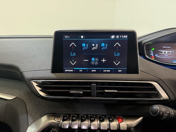 Used Peugeot 3008 2019 for sale - 76236037: Photo 32