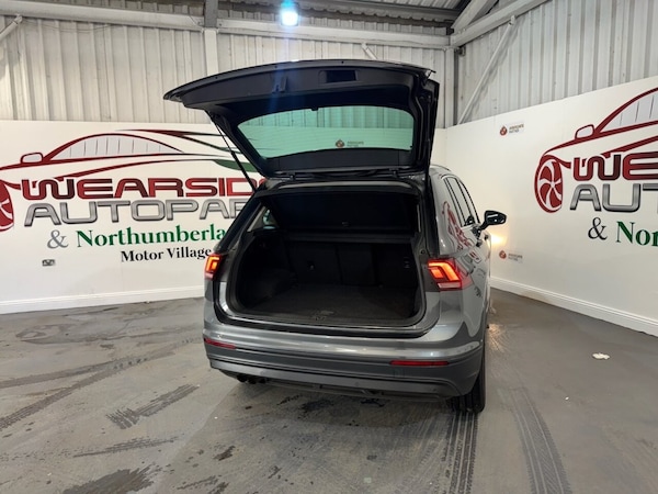 Used Volkswagen Tiguan 2018 for sale - 75444338: Photo 17