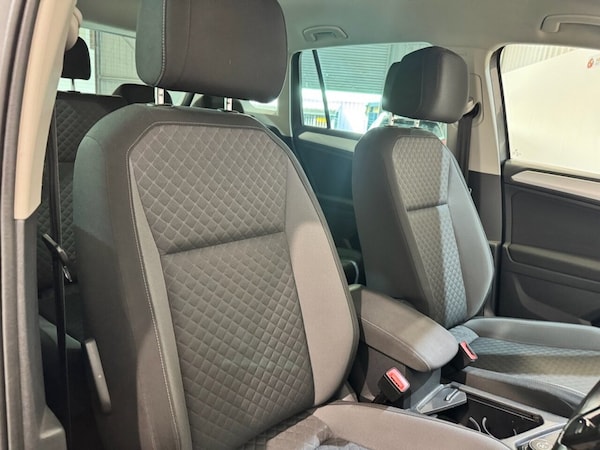Used Volkswagen Tiguan 2018 for sale - 75444338: Photo 6