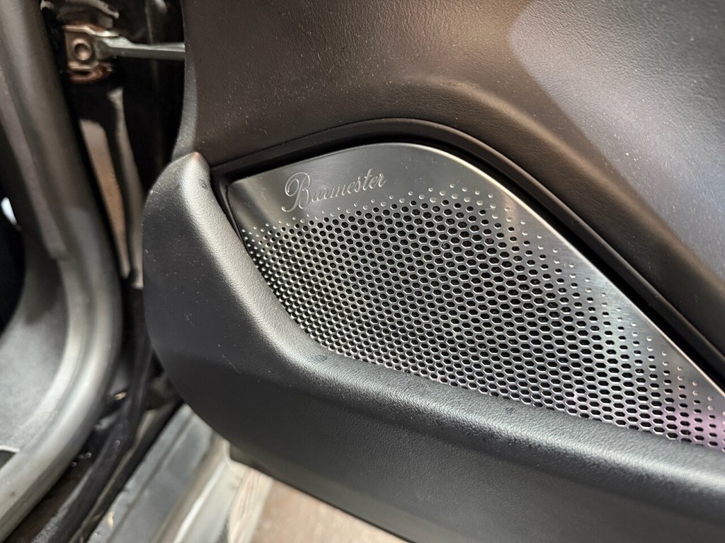 Used Porsche Taycan 2022 for sale - 77161616: Photo 23