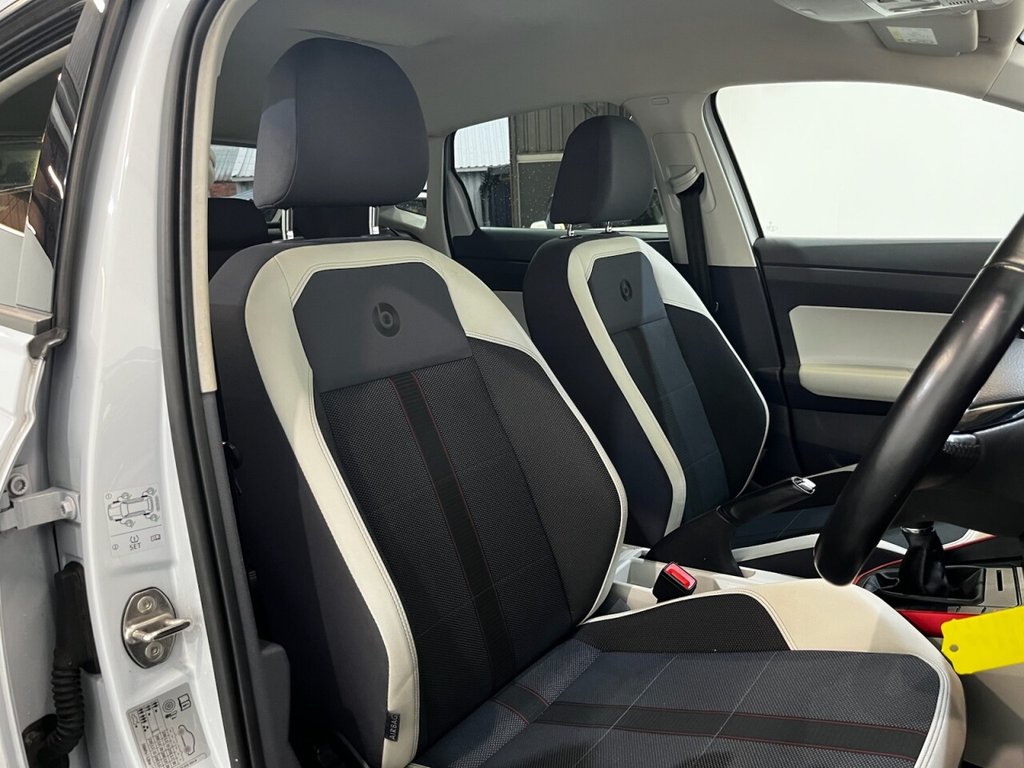 Used Volkswagen Polo 2018 for sale - 77302379: Photo 16