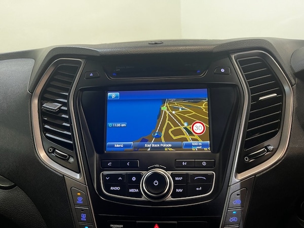 Used Hyundai Santa Fe 2015 for sale - 76236035: Photo 39