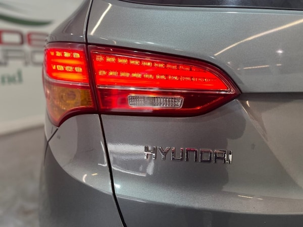 Used Hyundai Santa Fe 2015 for sale - 76236035: Photo 46