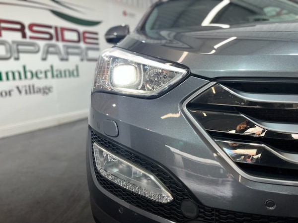 Used Hyundai Santa Fe 2015 for sale - 76236035: Photo 8