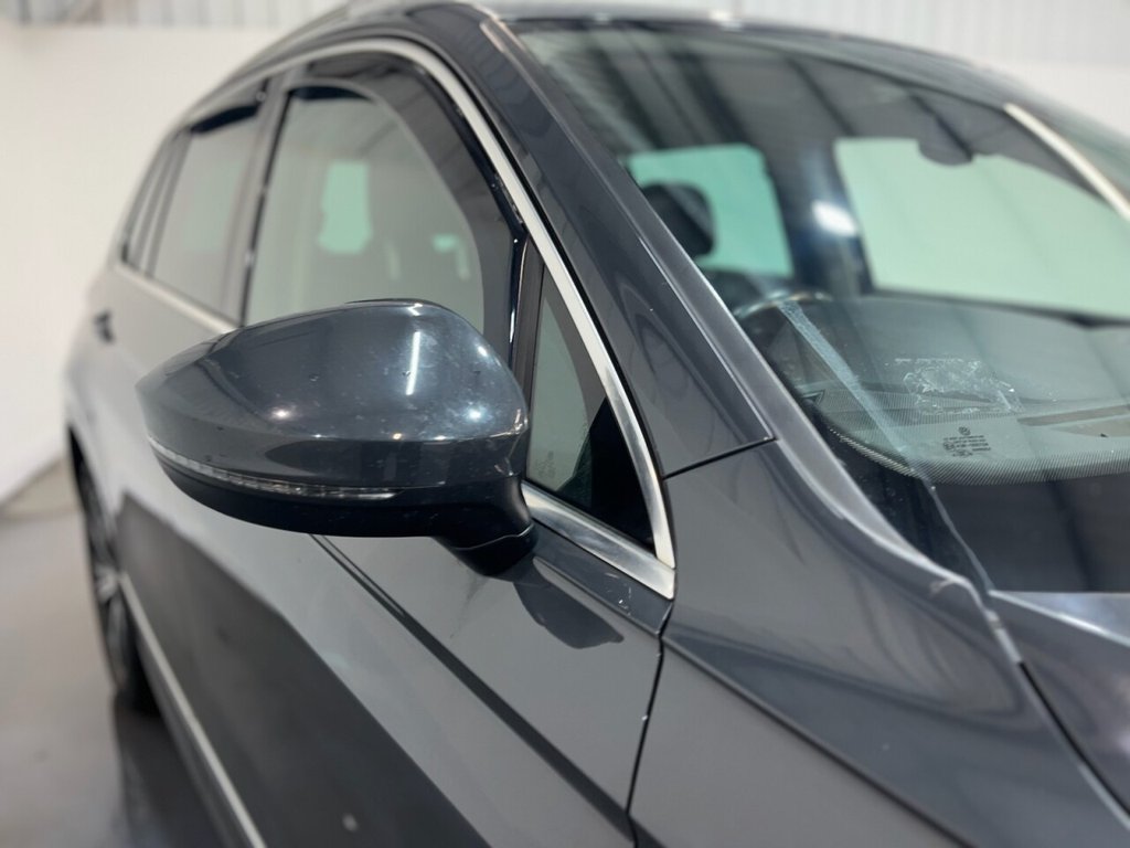 Used Volkswagen Tiguan 2016 for sale - 77356451: Photo 10