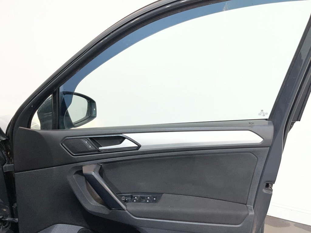 Used Volkswagen Tiguan 2016 for sale - 77356451: Photo 17