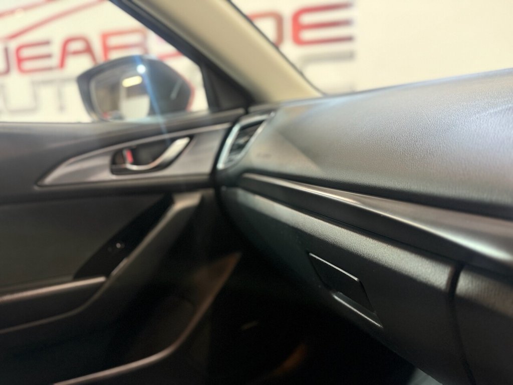 Used Mazda Mazda3 2018 for sale - 76236050: Photo 28