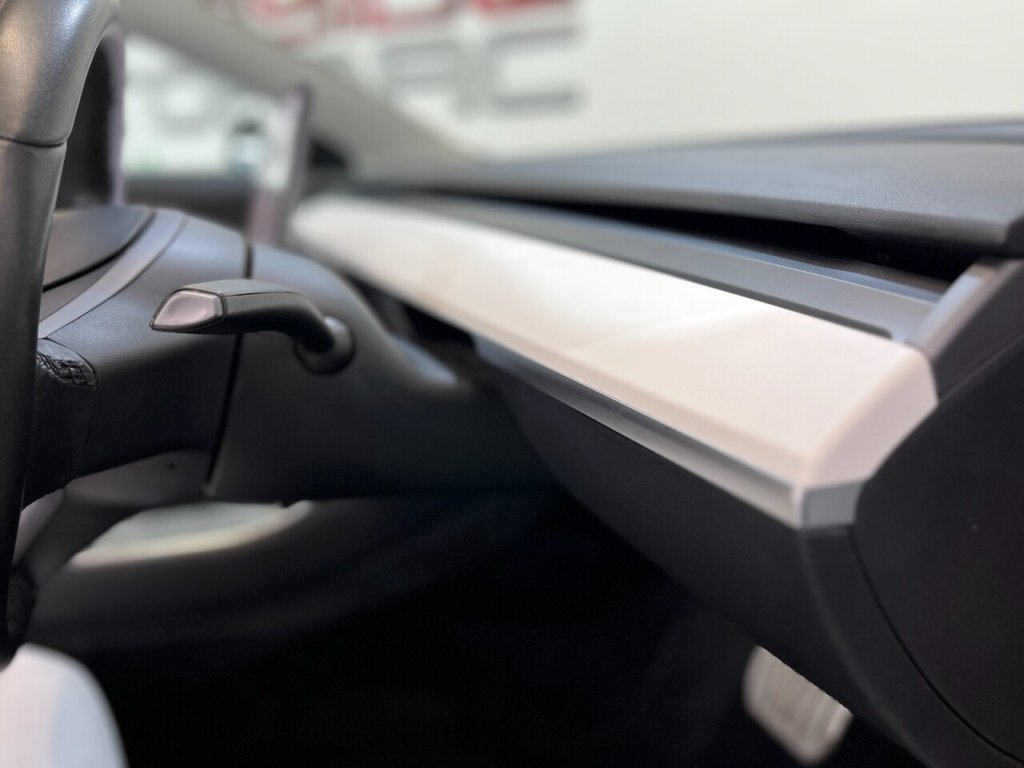 Used Tesla Model 3 2020 for sale - 76223875: Photo 16