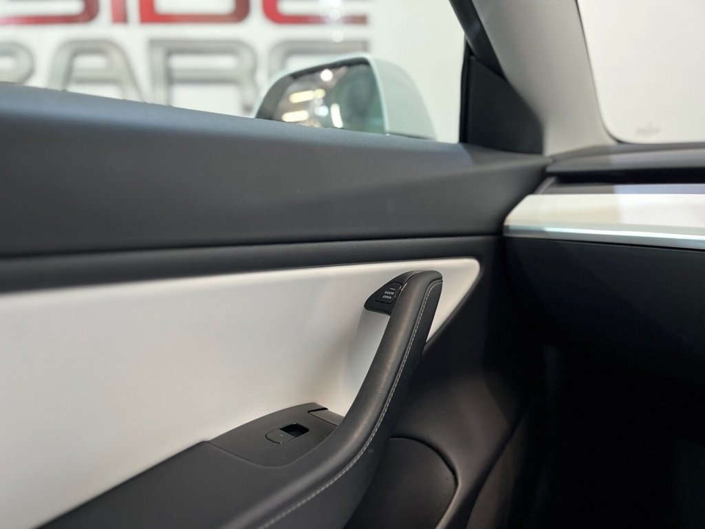 Used Tesla Model 3 2020 for sale - 76223875: Photo 29