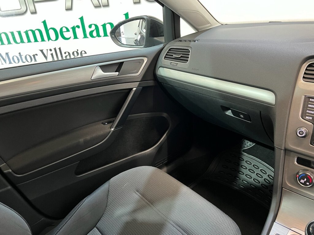 Used Volkswagen Golf 2015 for sale - 76429881: Photo 18