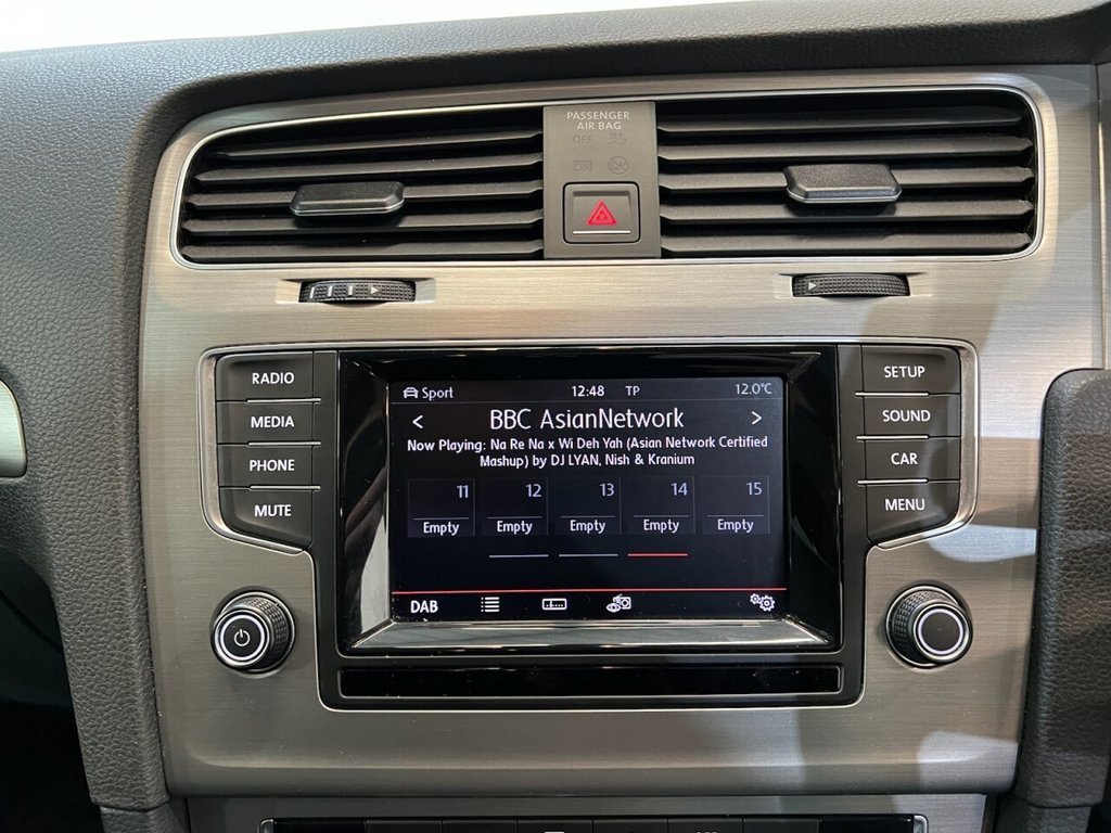 Used Volkswagen Golf 2015 for sale - 76429881: Photo 21