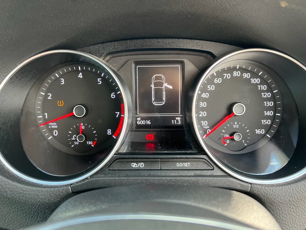 Used Volkswagen Polo 2015 for sale - 76132431: Photo 12