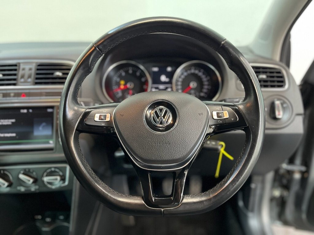 Used Volkswagen Polo 2015 for sale - 76132431: Photo 23