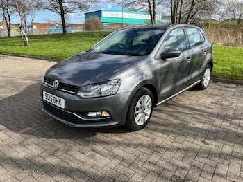Used Volkswagen Polo 2015 for sale - 76132431: Photo 3
