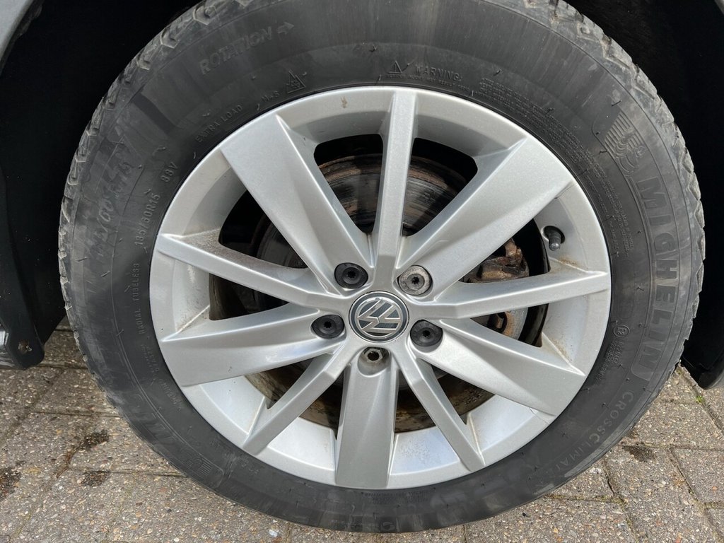 Used Volkswagen Polo 2015 for sale - 76132431: Photo 7