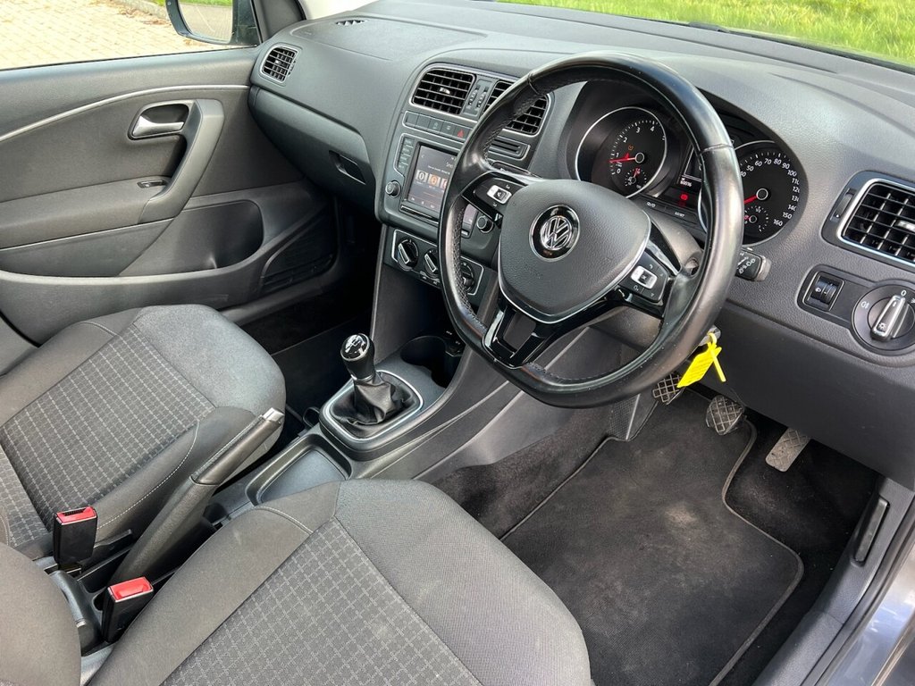 Used Volkswagen Polo 2015 for sale - 76132431: Photo 8