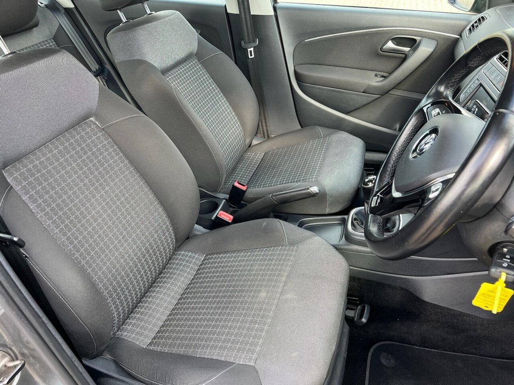 Used Volkswagen Polo 2015 for sale - 76132431: Photo 9