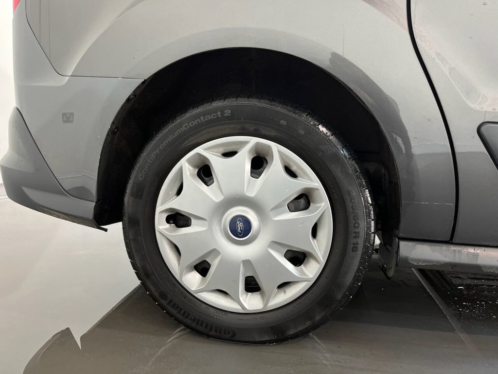 Used Ford Grand Tourneo Connect 2017 for sale - 77547414: Photo 10