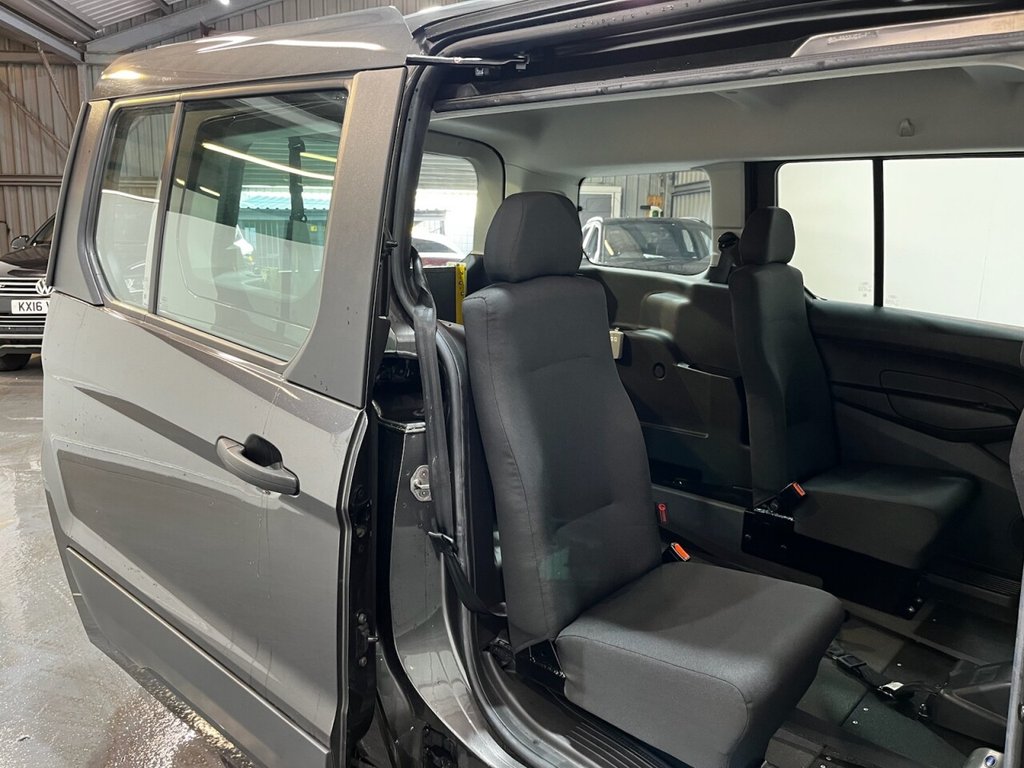 Used Ford Grand Tourneo Connect 2017 for sale - 77547414: Photo 14