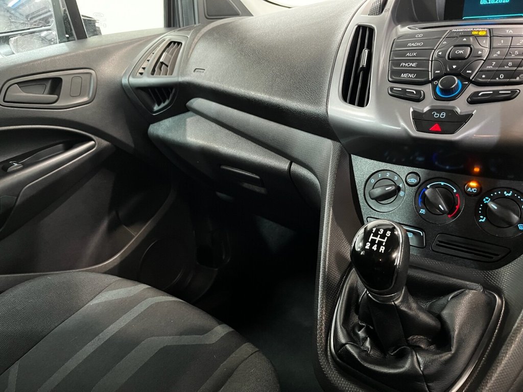 Used Ford Grand Tourneo Connect 2017 for sale - 77547414: Photo 21