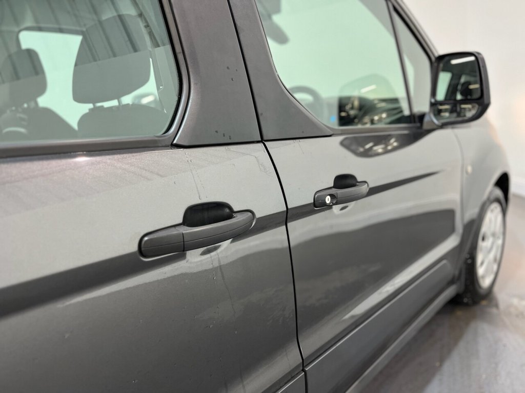 Used Ford Grand Tourneo Connect 2017 for sale - 77547414: Photo 26