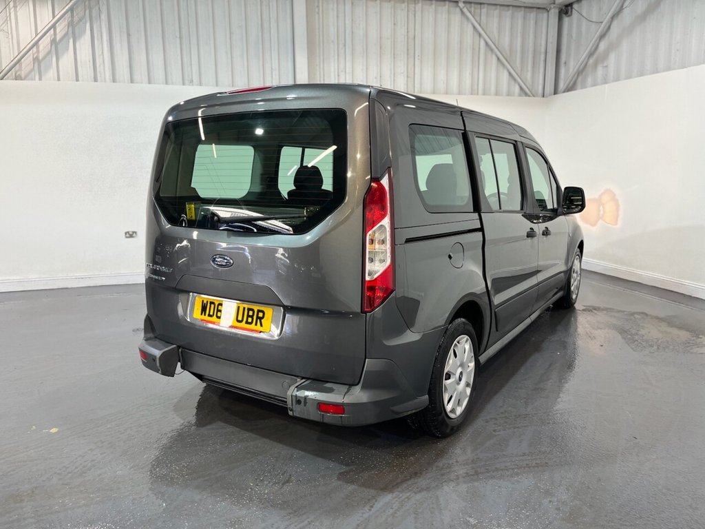 Used Ford Grand Tourneo Connect 2017 for sale - 77547414: Photo 33