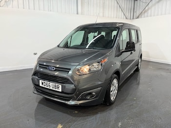 Used Ford Grand Tourneo Connect 2017 for sale - 77547414: Photo
