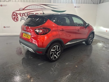 Used Renault Captur 2017 for sale - 75527440: Photo
