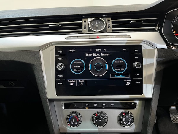Used Volkswagen Passat 2017 for sale - 75573129: Photo 15