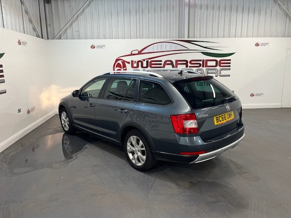 Used Skoda Octavia 2017 for sale - 75527879: Photo 25