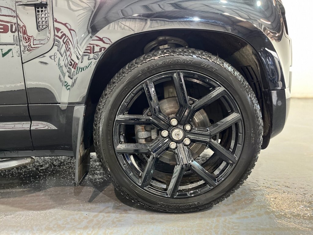 Used Land Rover Defender 2022 for sale - 77161608: Photo 11