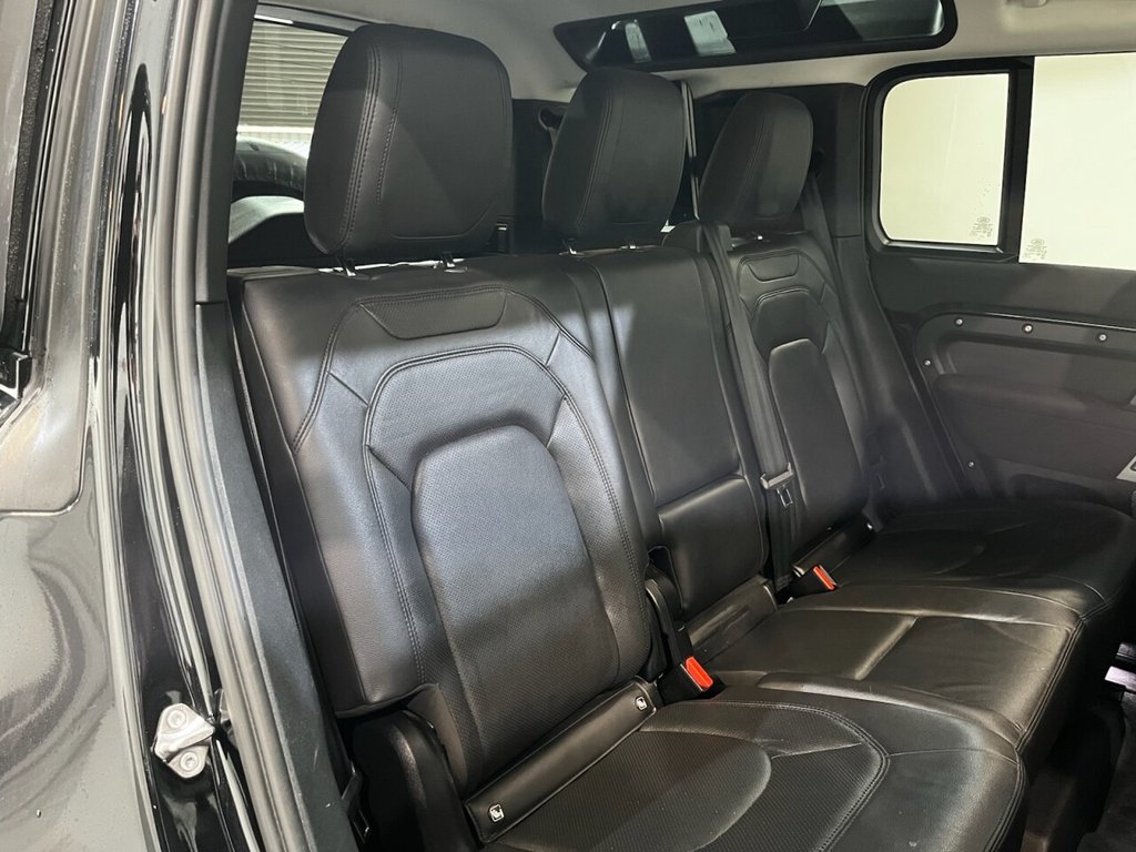 Used Land Rover Defender 2022 for sale - 77161608: Photo 21