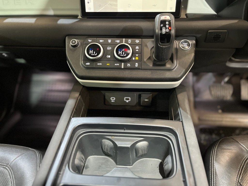 Used Land Rover Defender 2022 for sale - 77161608: Photo 35
