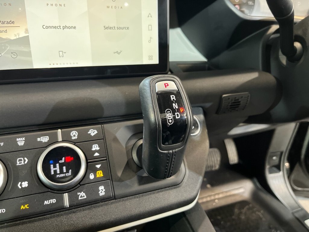 Used Land Rover Defender 2022 for sale - 77161608: Photo 36