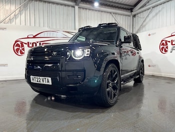 Used Land Rover Defender 2022 for sale - 77161608: Photo