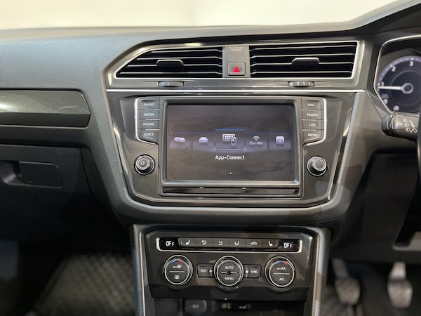 Used Volkswagen Tiguan 2016 for sale - 75596826: Photo 16