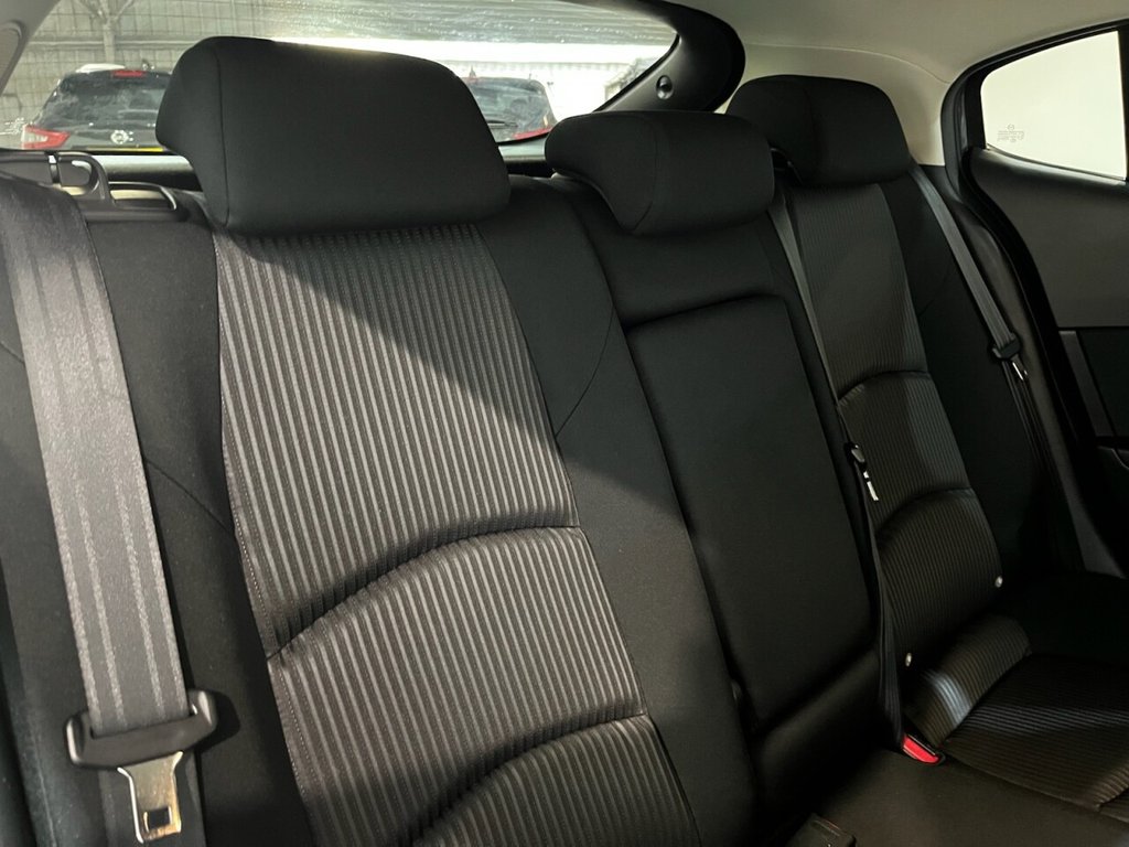 Used Mazda Mazda3 2015 for sale - 77236431: Photo 14