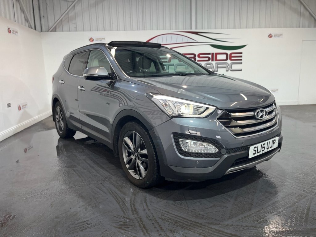 Used Hyundai Santa Fe 2015 for sale - 76617411: Photo 1