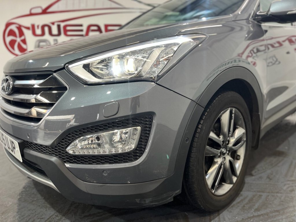 Used Hyundai Santa Fe 2015 for sale - 76617411: Photo 5