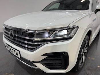 Used Volkswagen Touareg 2018 for sale - 78583234: Photo