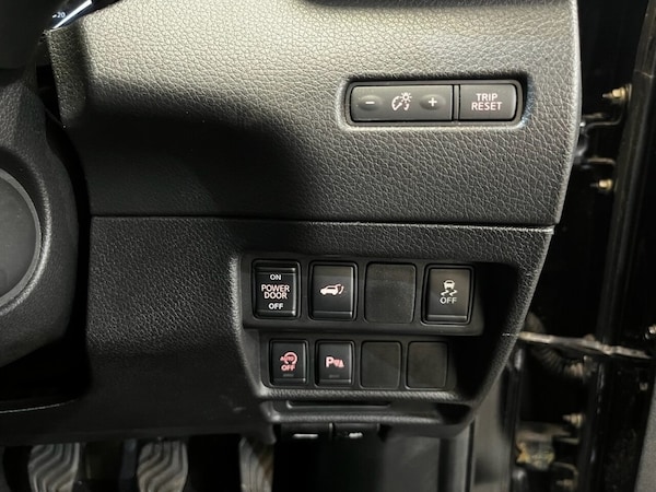 Used Nissan X-Trail 2016 for sale - 75527900: Photo 25