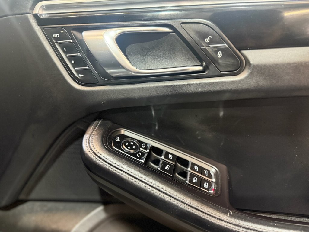 Used Porsche Macan 2016 for sale - 76119035: Photo 7
